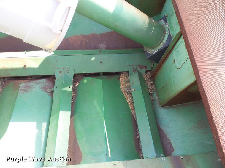 image for item DD1508 John Deere 4400 combine