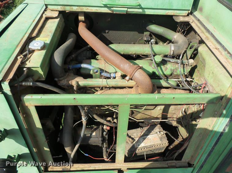 image for item DD1508 John Deere 4400 combine