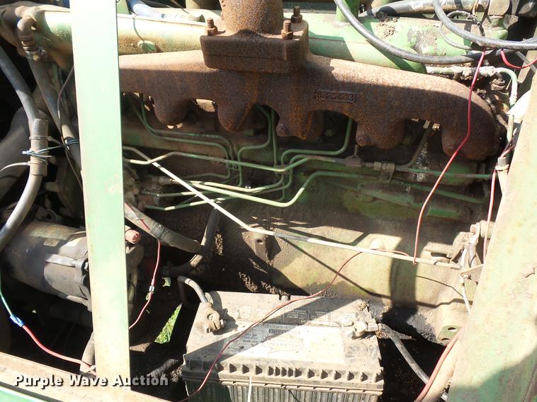 image for item DD1508 John Deere 4400 combine