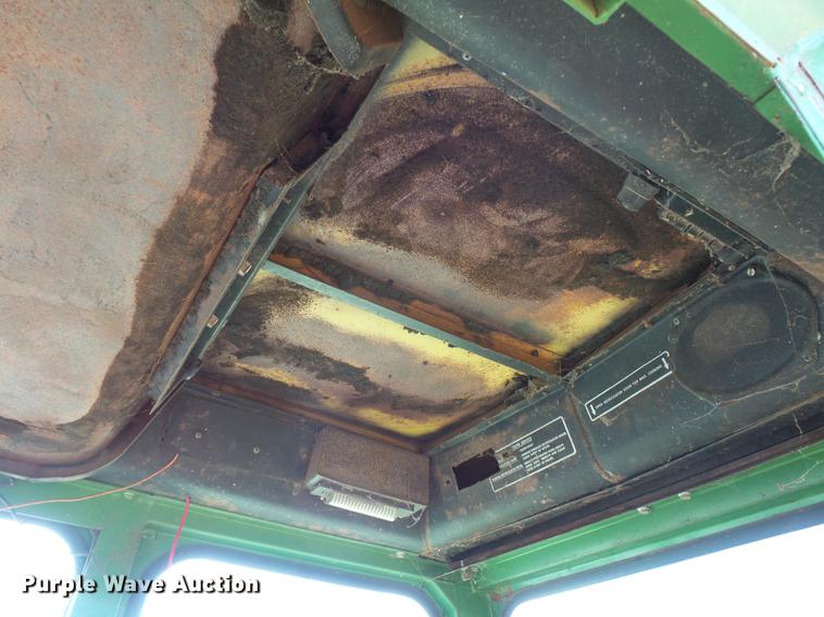 image for item DD1508 John Deere 4400 combine