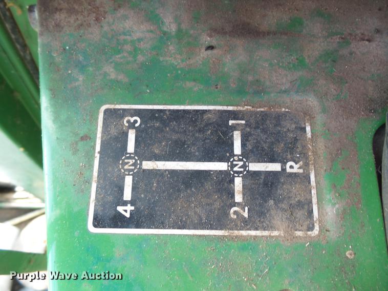 image for item DD1508 John Deere 4400 combine