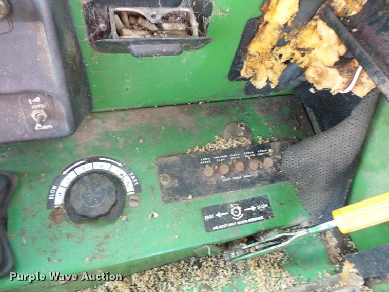 image for item DD1508 John Deere 4400 combine
