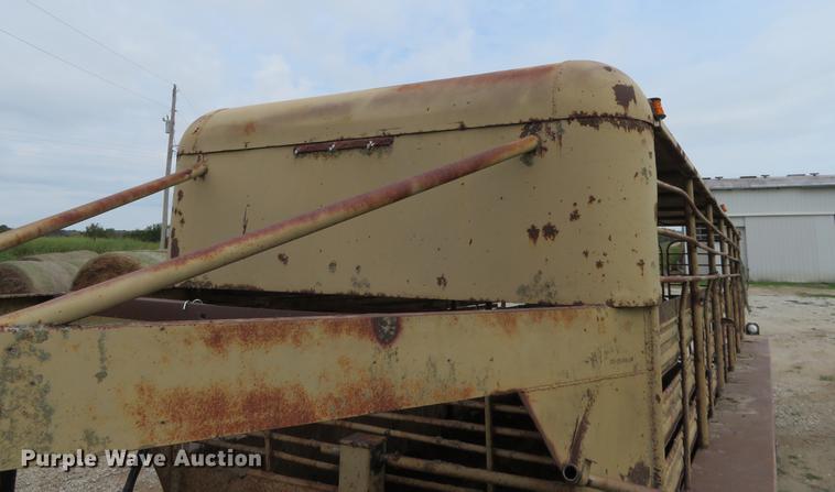 image for item DI9858 Livestock trailer