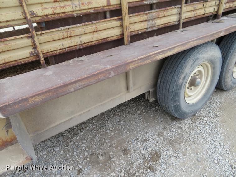 image for item DI9858 Livestock trailer