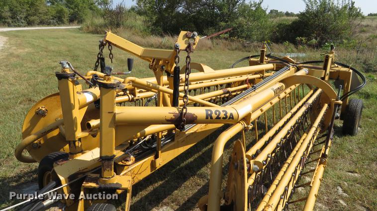 image for item DI9876 Vermeer R23A hay rake