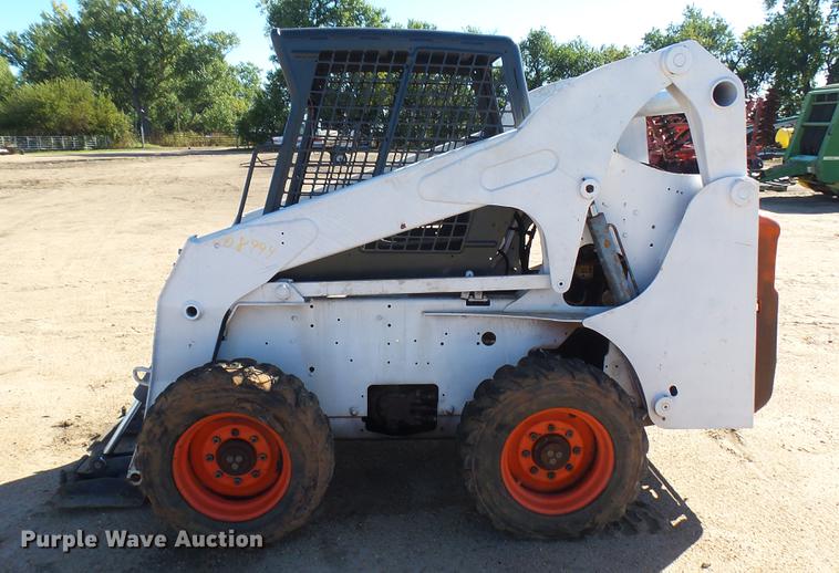 image for item DW9071 Bobcat skid steer
