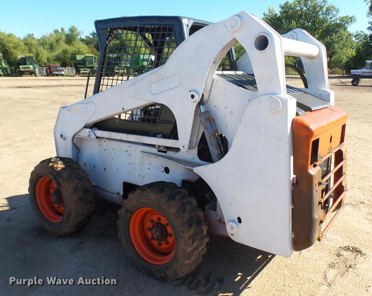 image for item DW9071 Bobcat skid steer