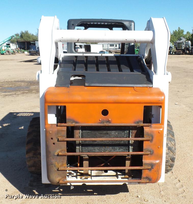 image for item DW9071 Bobcat skid steer