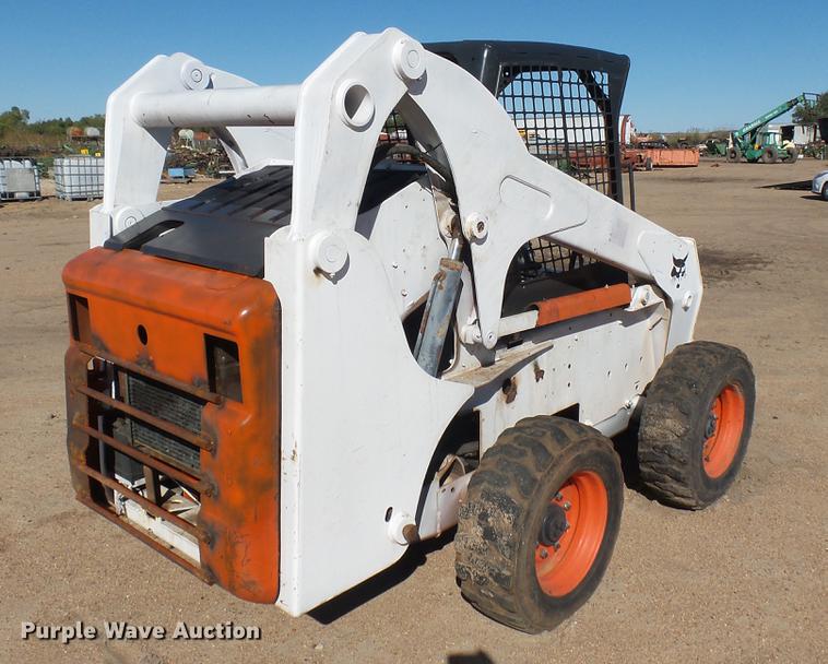 image for item DW9071 Bobcat skid steer