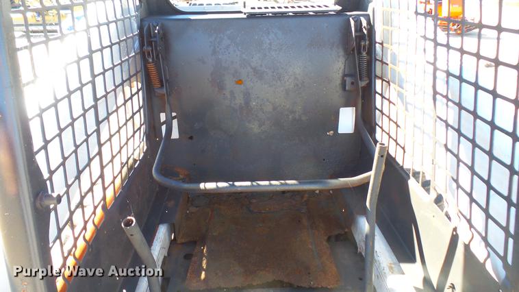 image for item DW9071 Bobcat skid steer