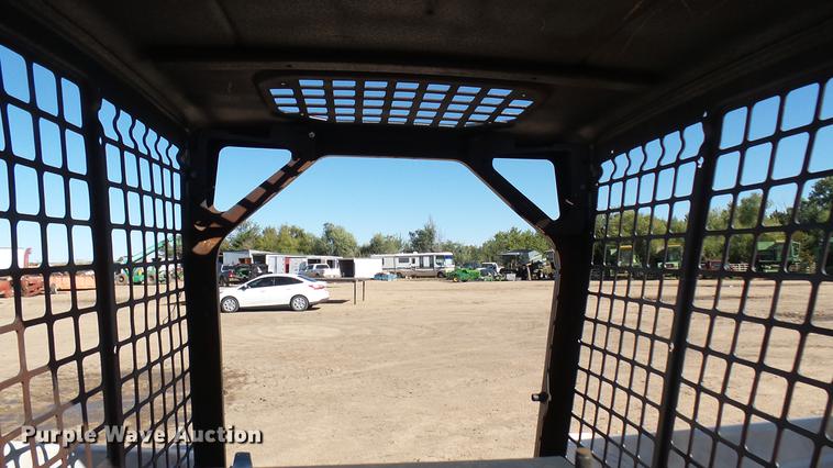 image for item DW9071 Bobcat skid steer