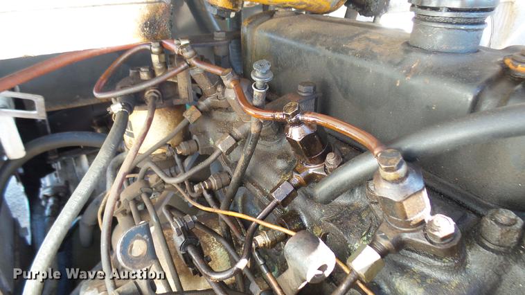 image for item DW9071 Bobcat skid steer