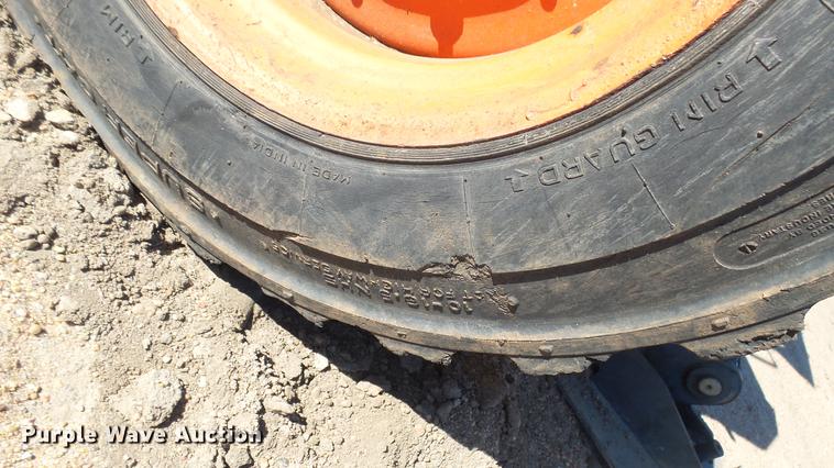 image for item DW9071 Bobcat skid steer