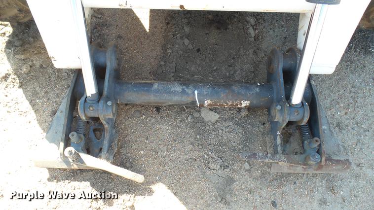 image for item DW9071 Bobcat skid steer