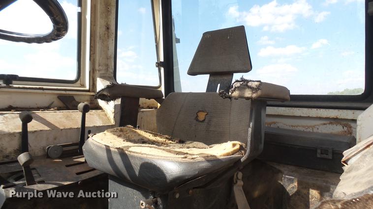 image for item EB9171 Case 1070 tractor