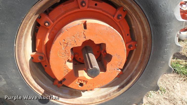 image for item EB9171 Case 1070 tractor