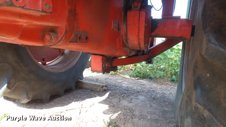 image for item EB9171 Case 1070 tractor