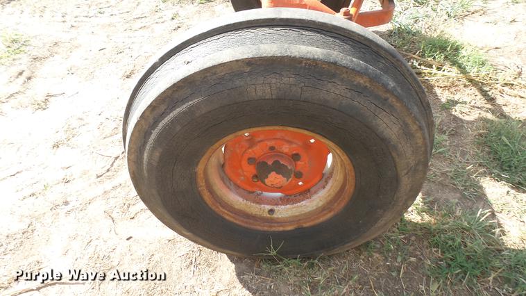 image for item EB9171 Case 1070 tractor