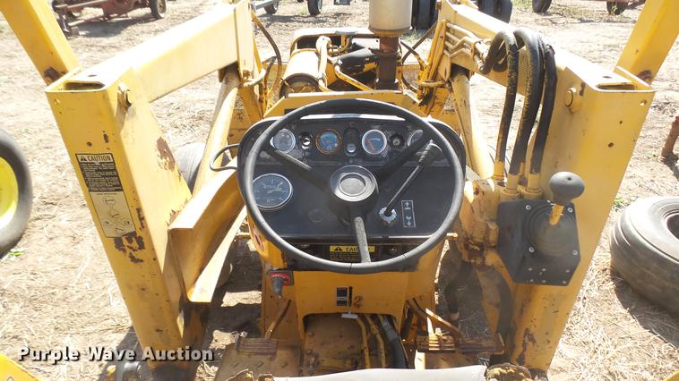 image for item EB9172 International 2400 Series B tractor