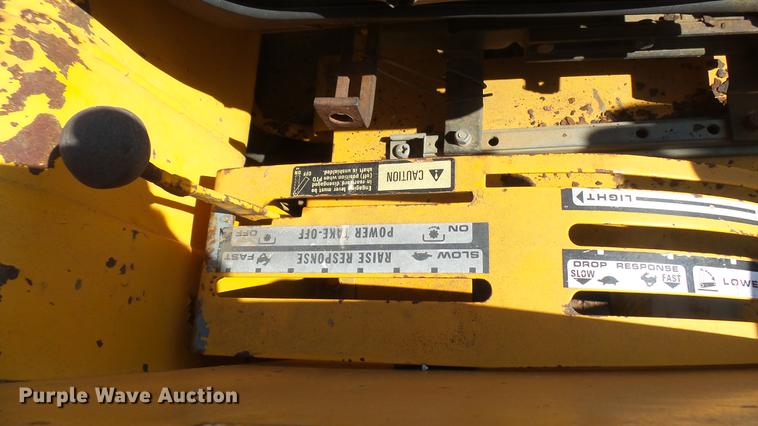 image for item EB9172 International 2400 Series B tractor