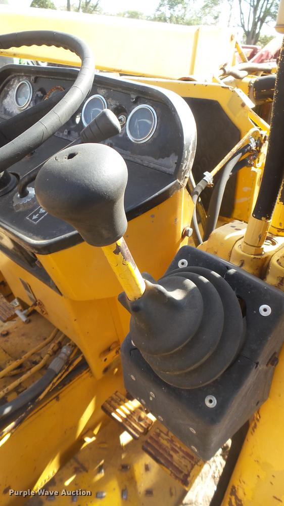 image for item EB9172 International 2400 Series B tractor