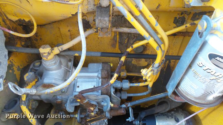 image for item EB9172 International 2400 Series B tractor