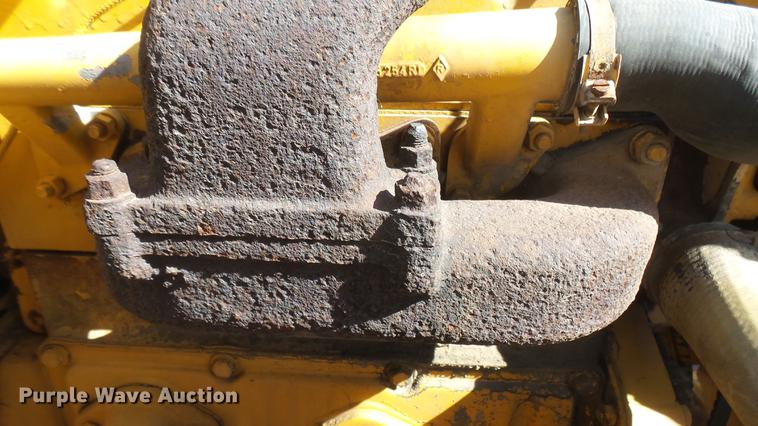 image for item EB9172 International 2400 Series B tractor