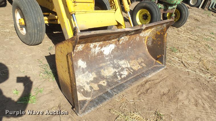 image for item EB9172 International 2400 Series B tractor