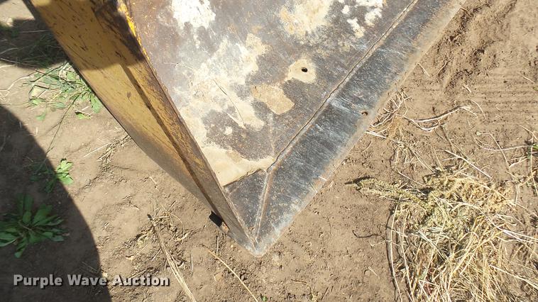 image for item EB9172 International 2400 Series B tractor