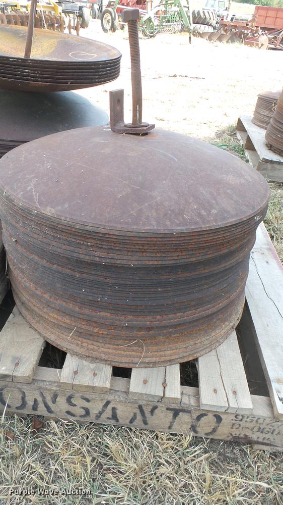 image for item EB9181 Approx. 125 22" disks