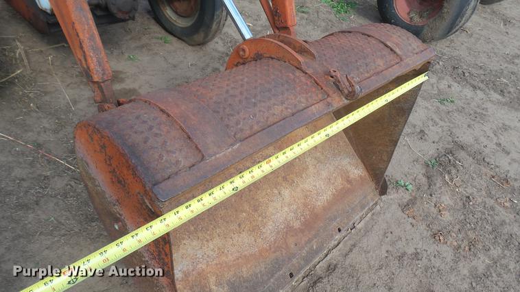 image for item EB9205 Ford 9N tractor