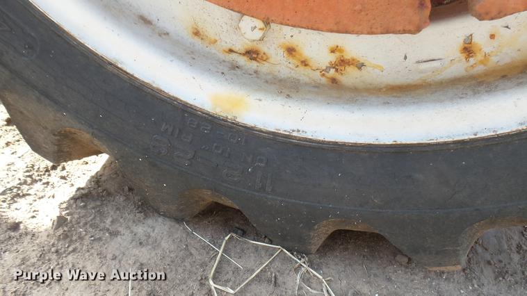 image for item EB9205 Ford 9N tractor