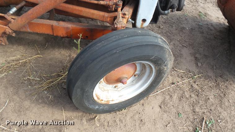 image for item EB9205 Ford 9N tractor