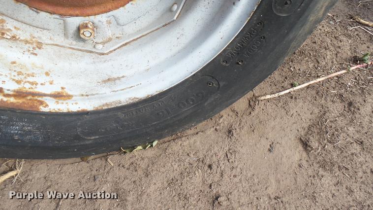 image for item EB9205 Ford 9N tractor