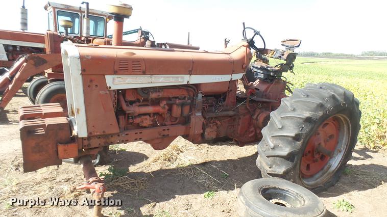 image for item EB9208 Farmall F1206 tractor