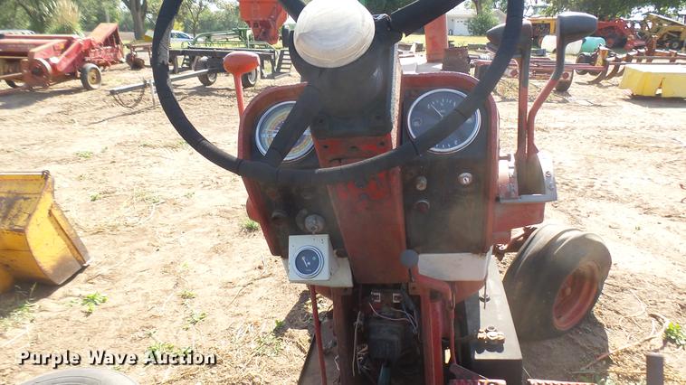 image for item EB9208 Farmall F1206 tractor