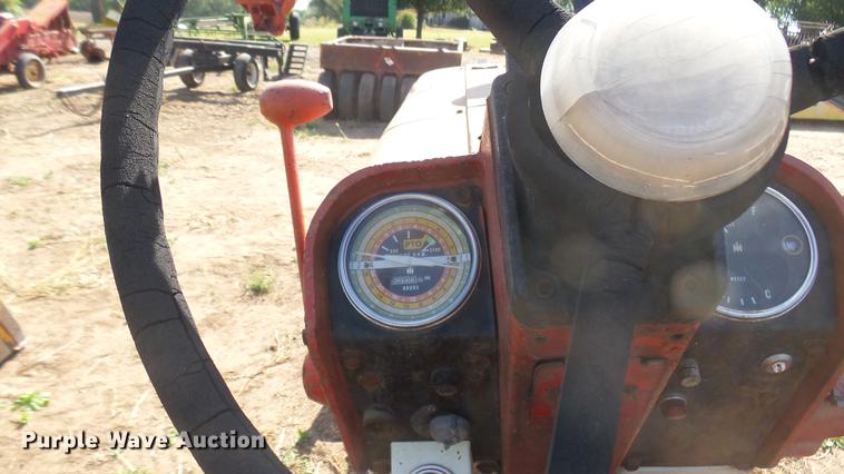 image for item EB9208 Farmall F1206 tractor