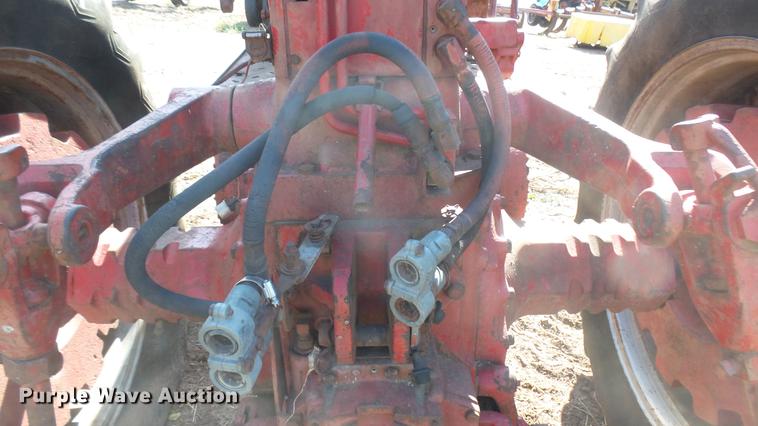 image for item EB9208 Farmall F1206 tractor