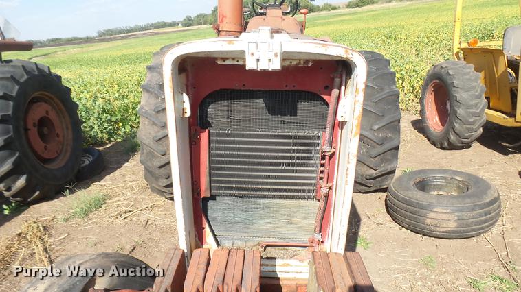 image for item EB9208 Farmall F1206 tractor