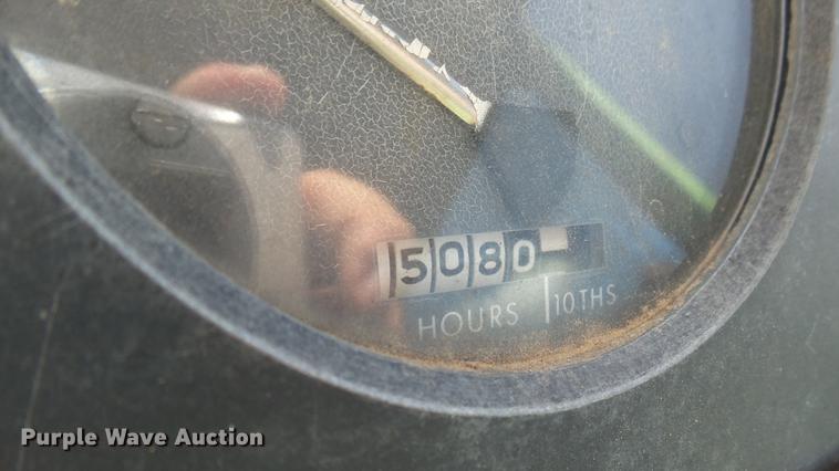 image for item EB9209 John Deere 4320 tractor