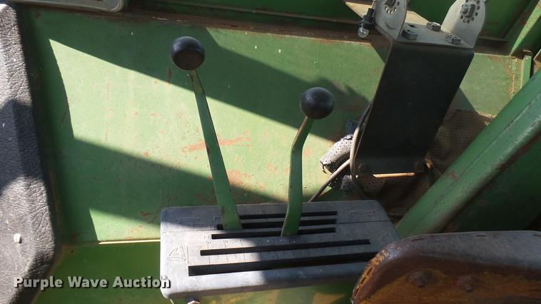 image for item EB9209 John Deere 4320 tractor