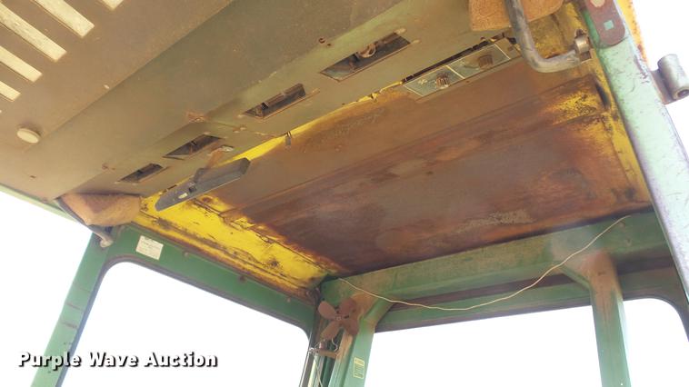 image for item EB9209 John Deere 4320 tractor