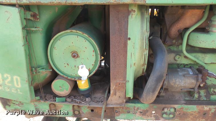 image for item EB9209 John Deere 4320 tractor