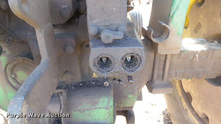 image for item EB9209 John Deere 4320 tractor