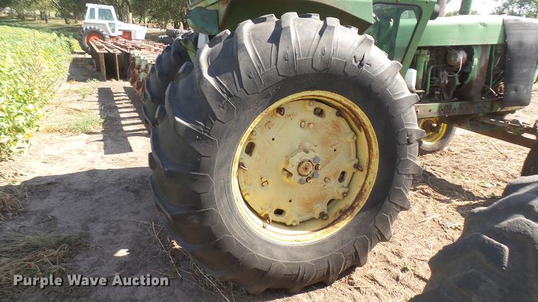 image for item EB9209 John Deere 4320 tractor
