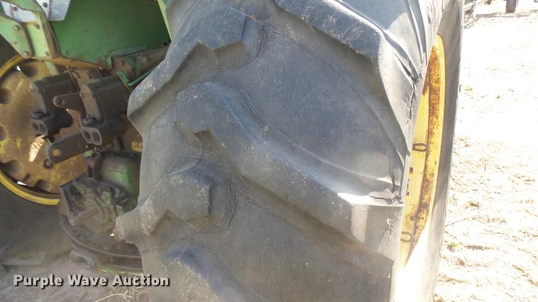 image for item EB9209 John Deere 4320 tractor