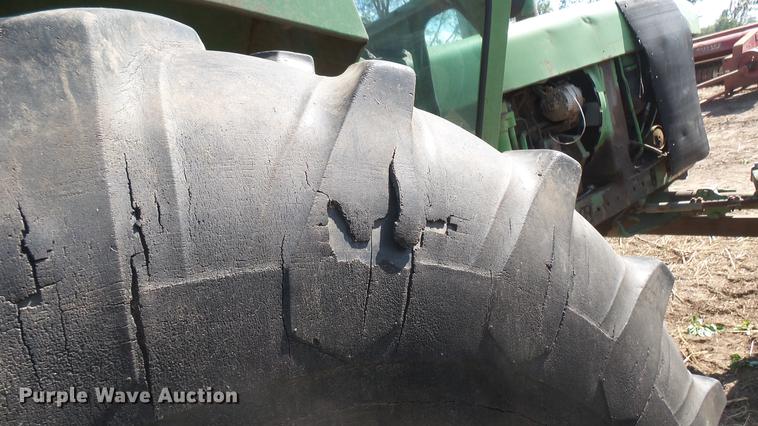 image for item EB9209 John Deere 4320 tractor