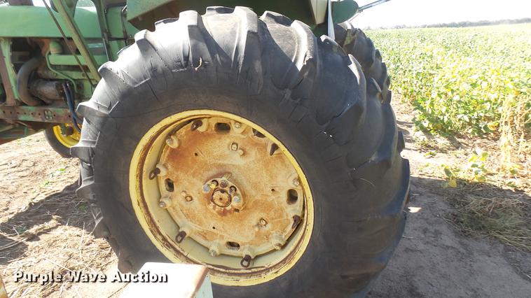 image for item EB9209 John Deere 4320 tractor