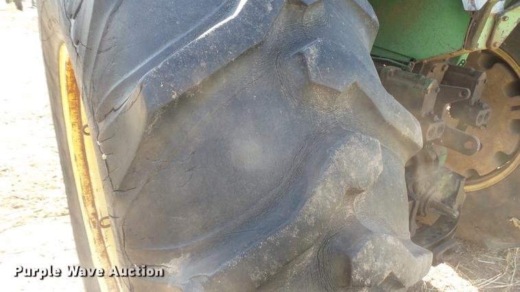 image for item EB9209 John Deere 4320 tractor