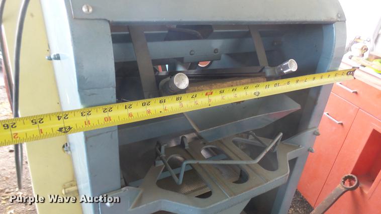 image for item EB9245 Carter-Day dockage tester